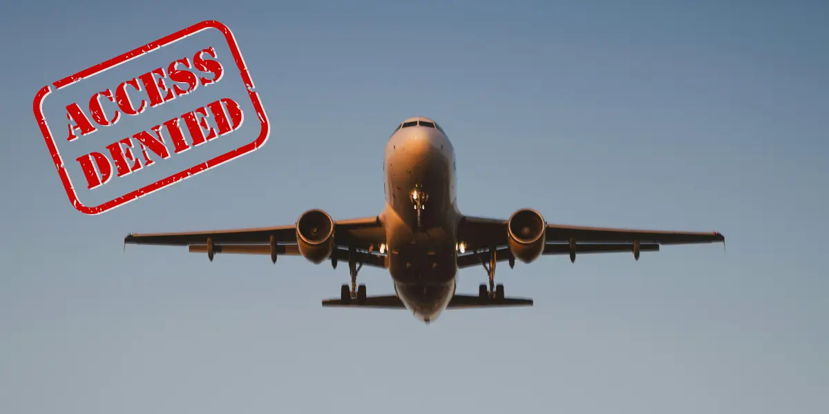 airlines oversell flights