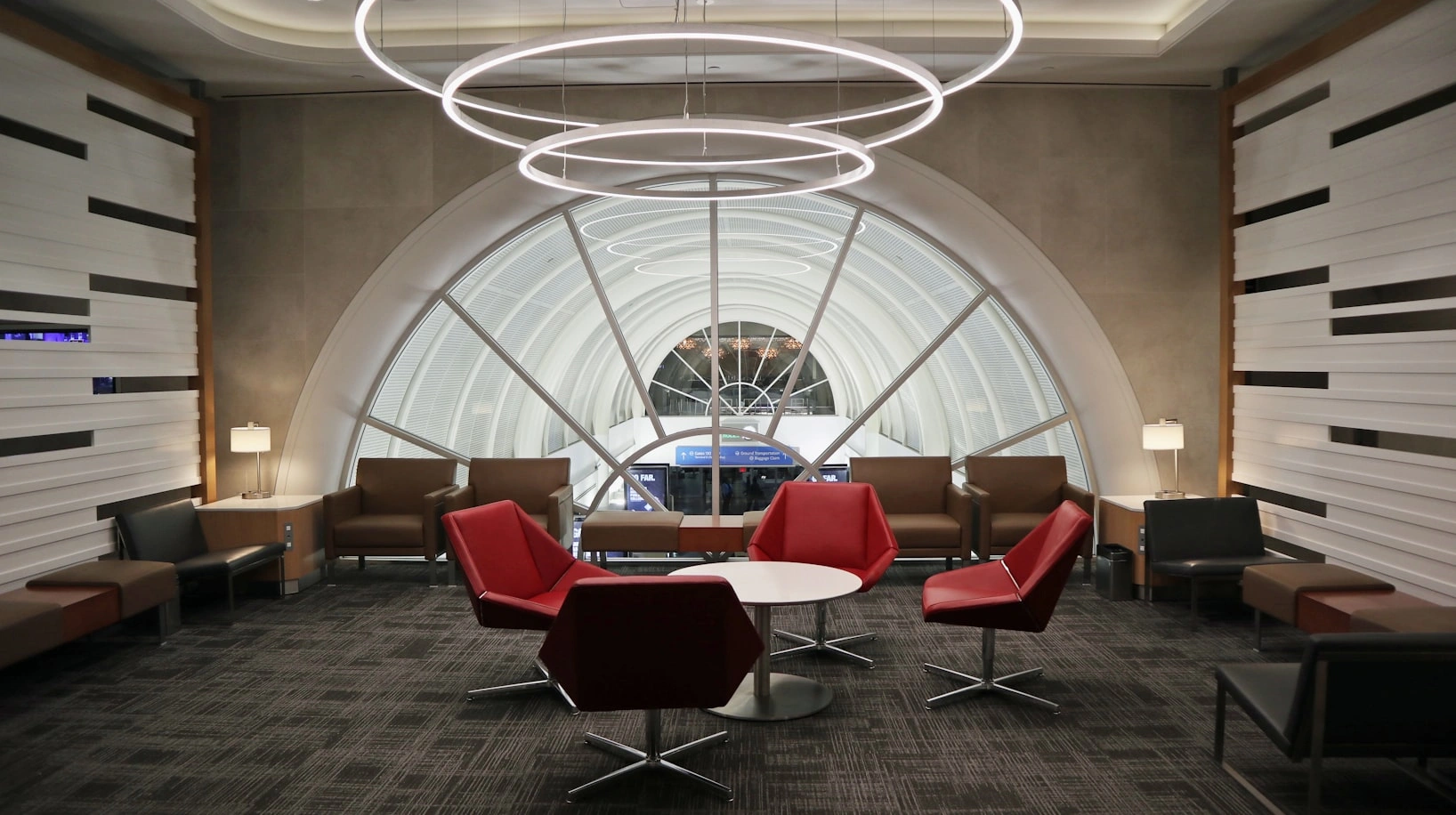 American-Airlines-Admirals-Club-LAX-Lounge-at-los-angeles-usa