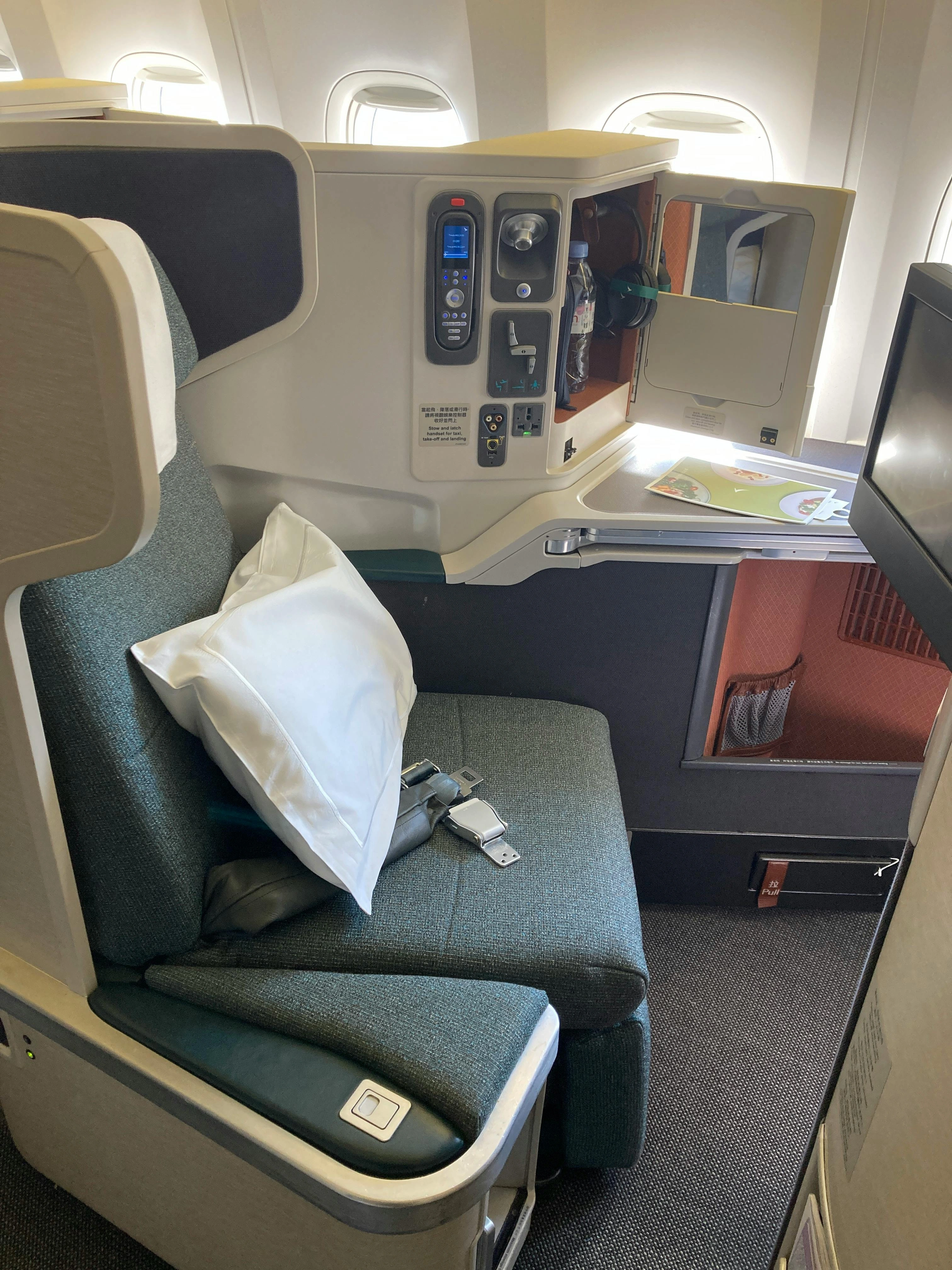 ana 777 vs 787 business class review