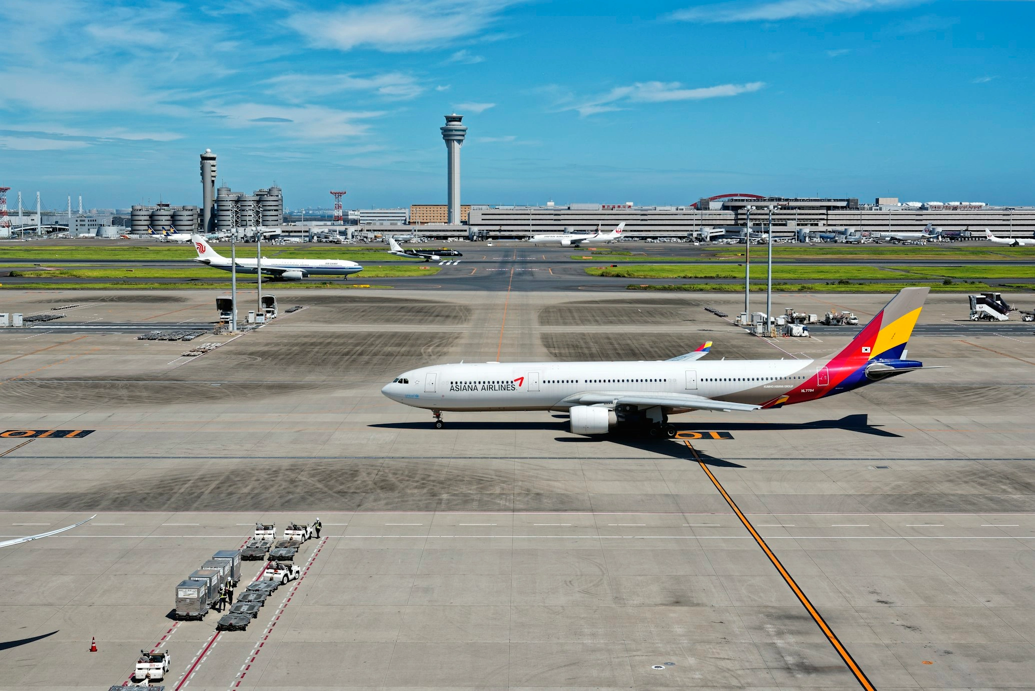 asiana-airlines-terminal-2-for-frequent-travelers