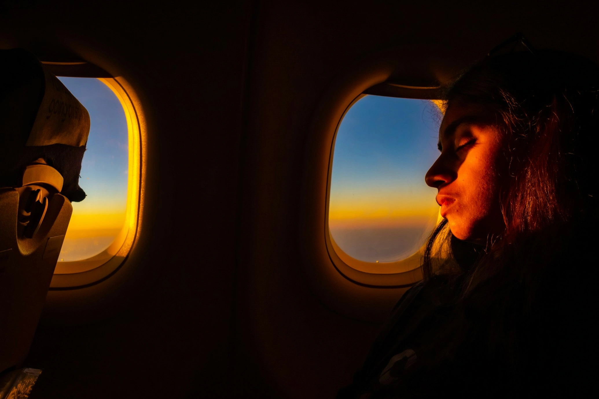 messed up sleep schedule on sydney to london long flights