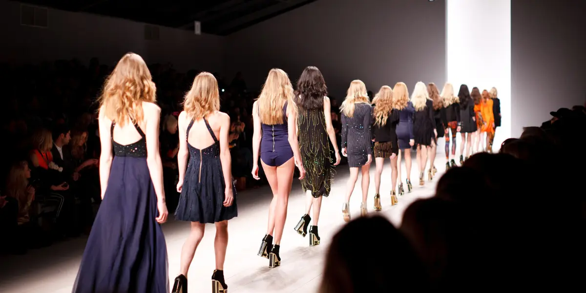 paris-fashion-week-sept-to-oct-professional-season