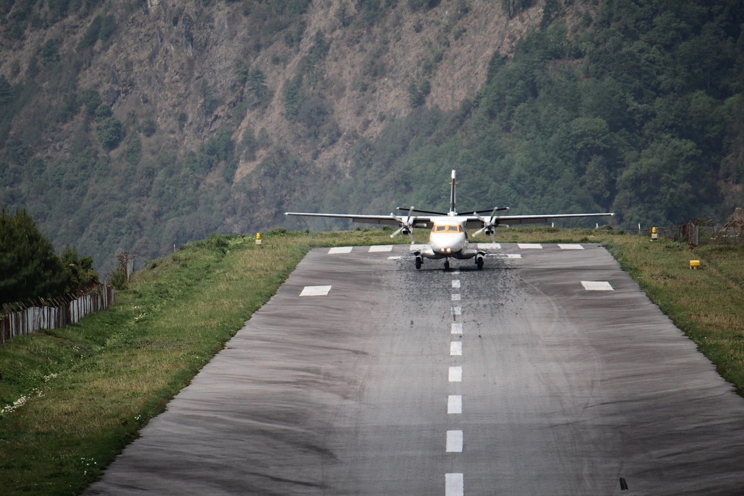 world's most dangerous airports lukla airport route of everst base camp nepal