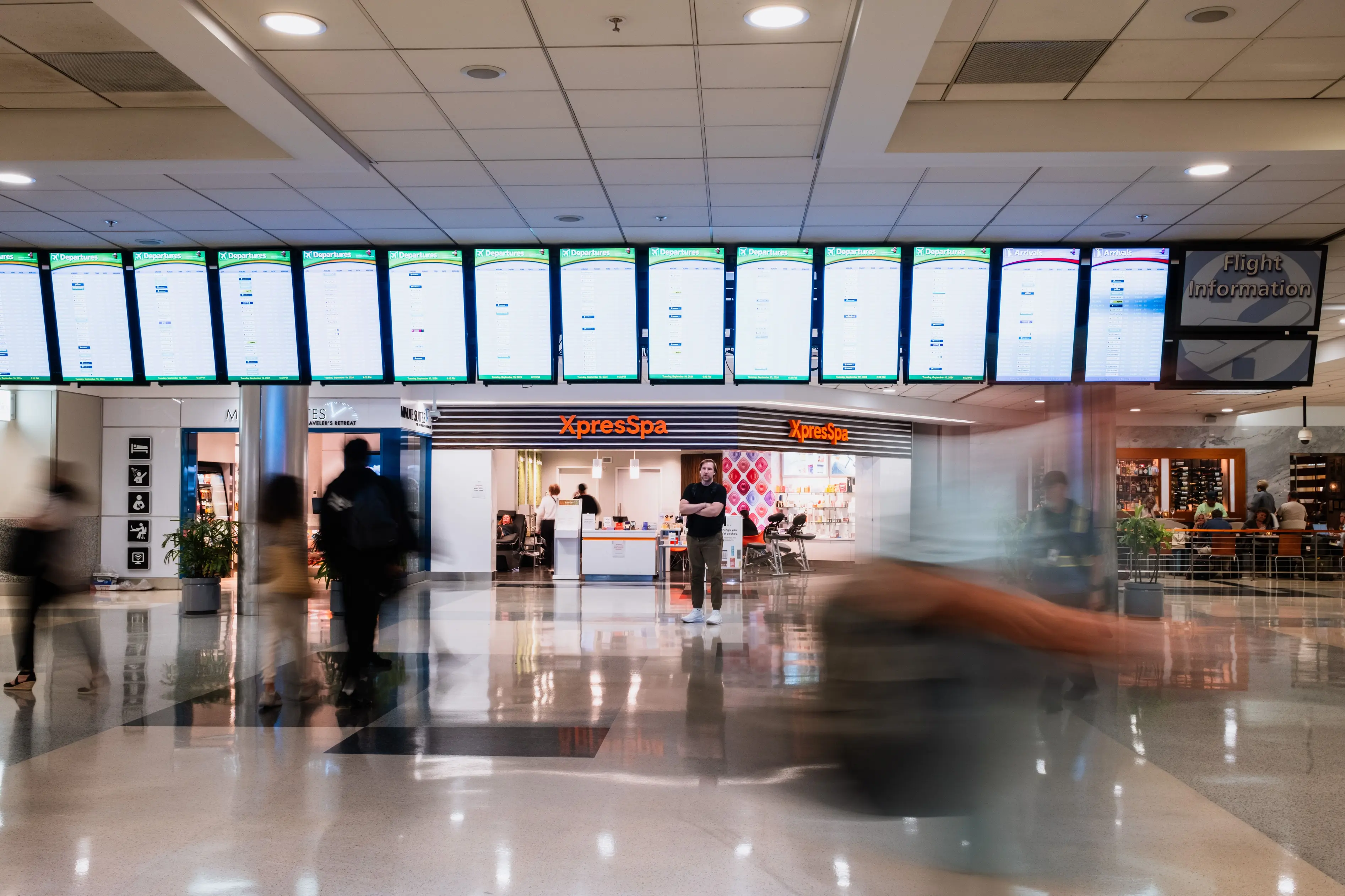 Xpress spa resturants and food at Hartsfield-Jackson Atlanta International Airport's Concourse T,A,B,C,D,E & F